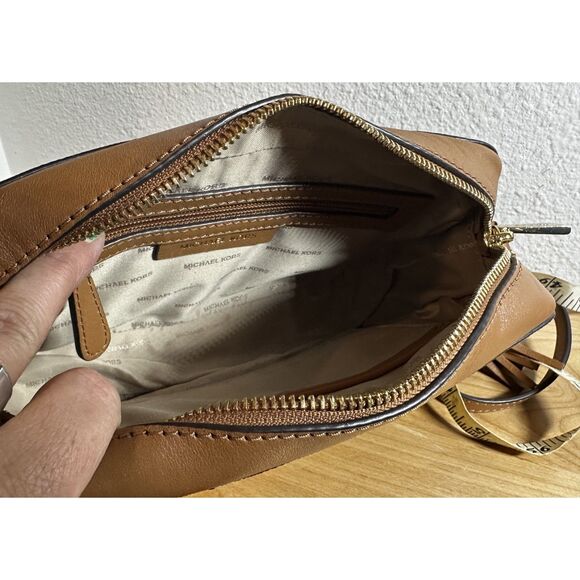 Michael Kors Brown Signature Coated Twill Crossbody with Studs NWOT - Picture 5 of 8